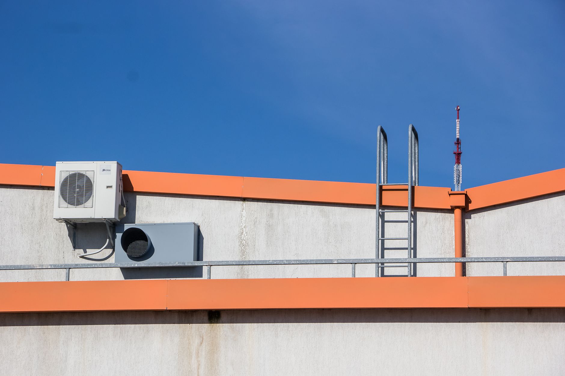 Why Should Your Company Invest in Efficient HVAC Systems Now?