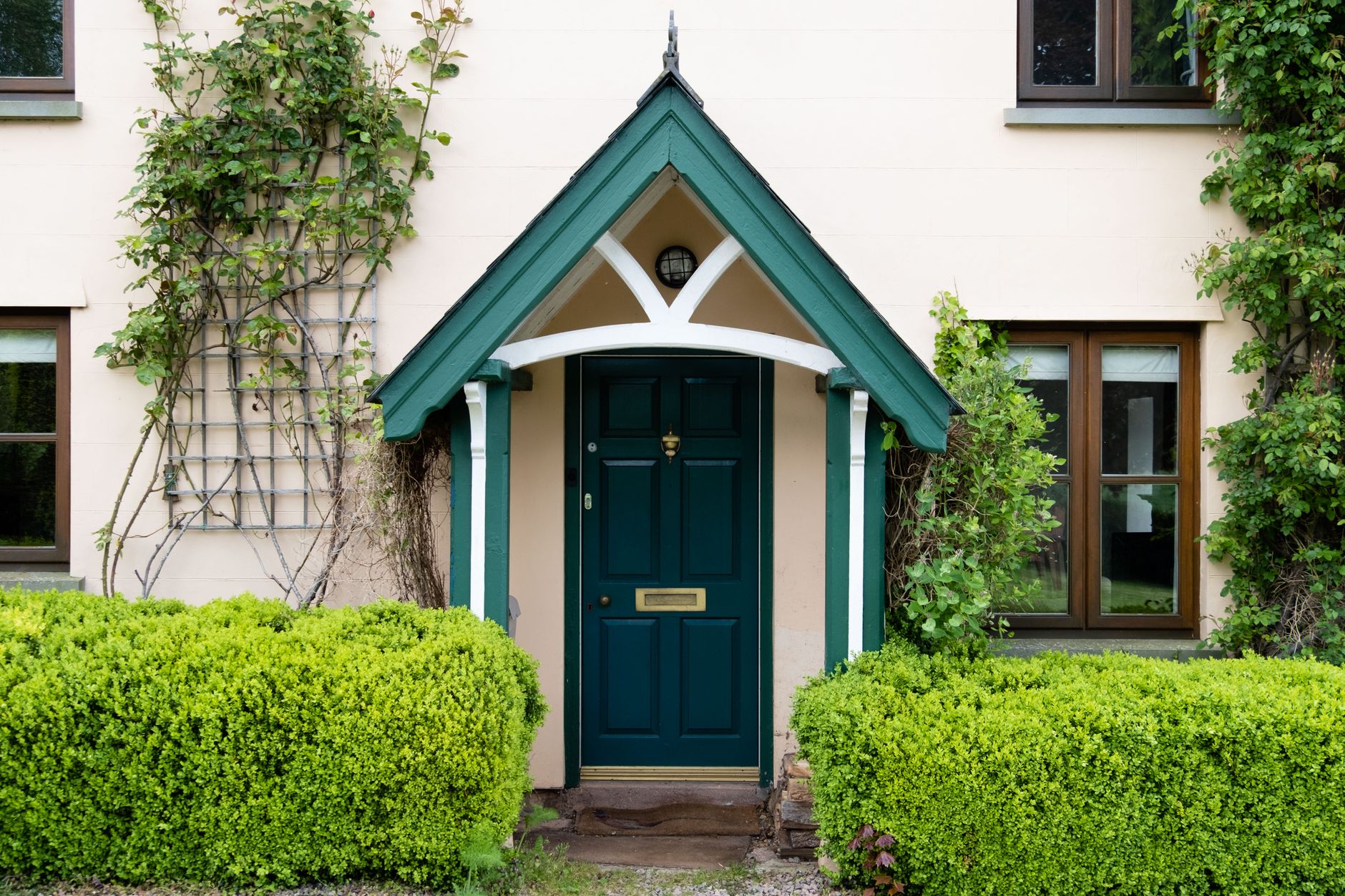 Exploring the Benefits of Residential Exterior Doors