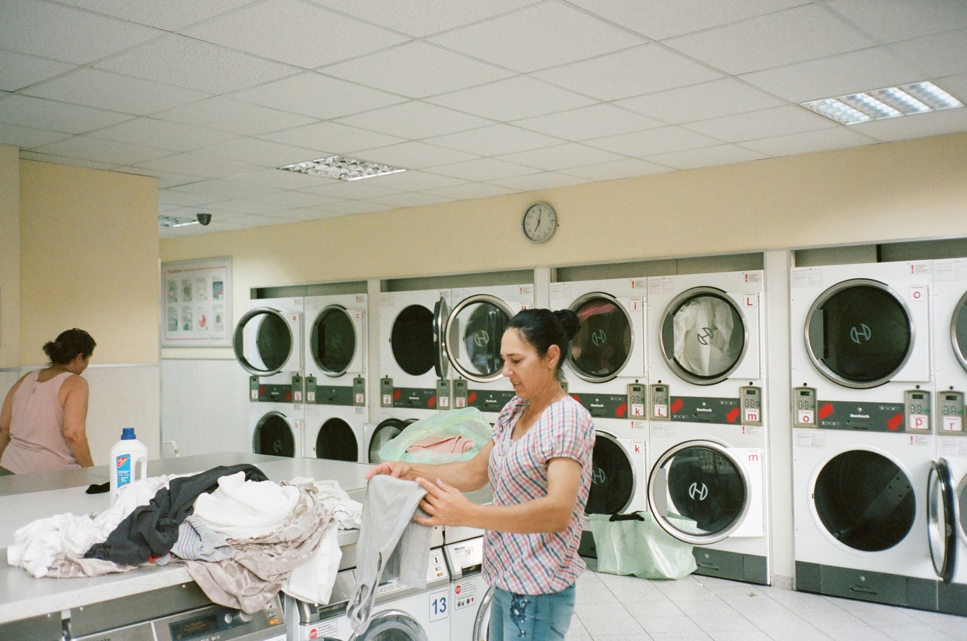 Why Regular Laundry Services Are Beneficial for Busy Individuals